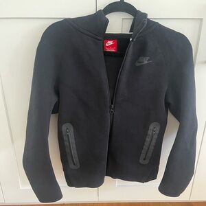 Black Nike Tech Fleece Hoodie